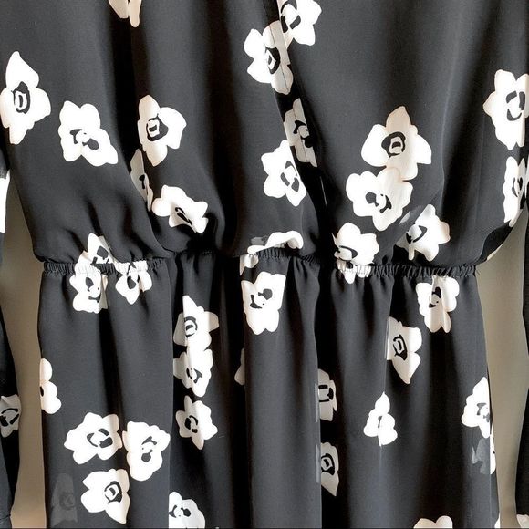 𝅺Express Floral Tunic - Picture 9 of 11